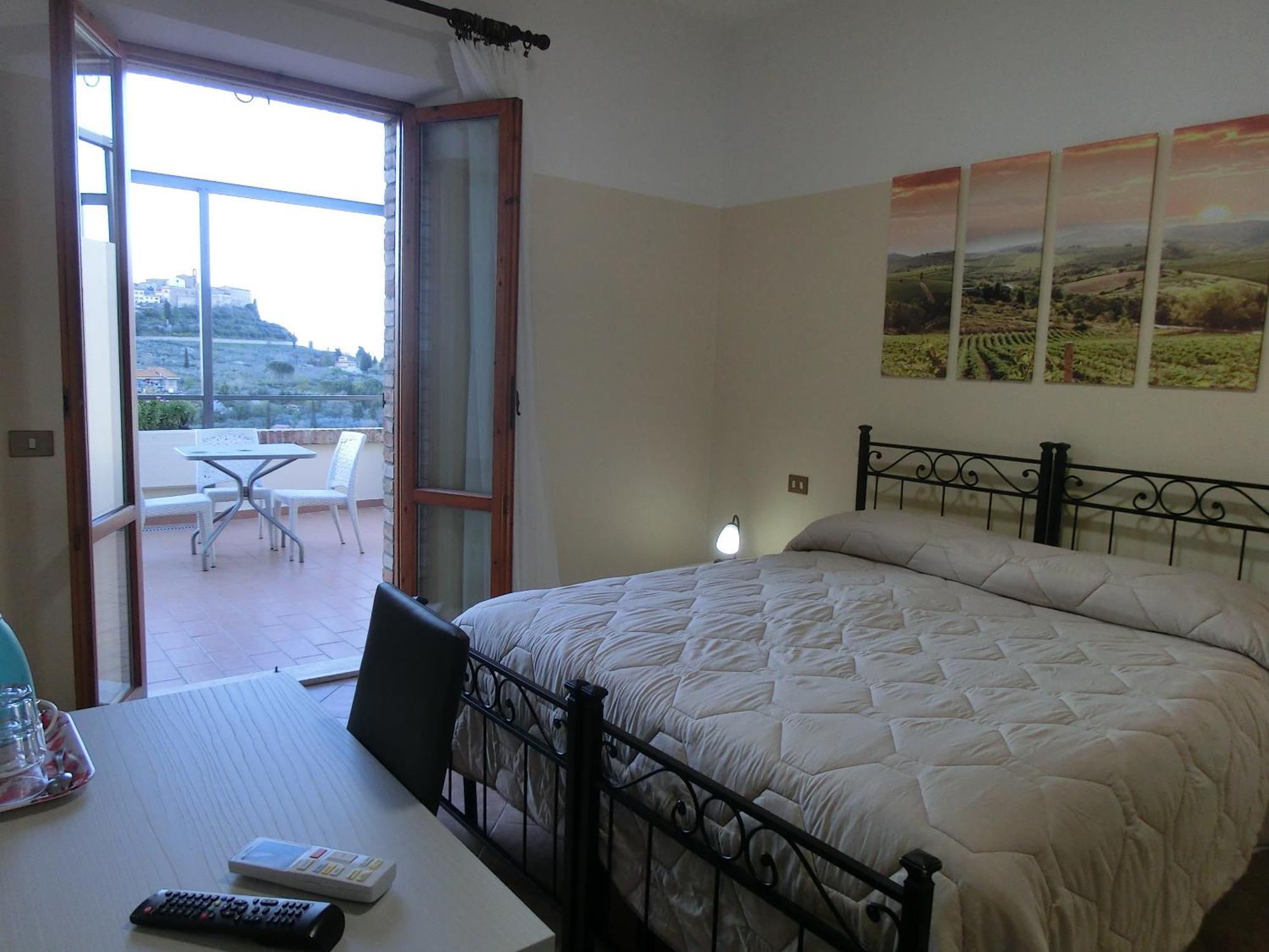 Agriturismo La Pietriccia Chianciano Terme Exterior foto